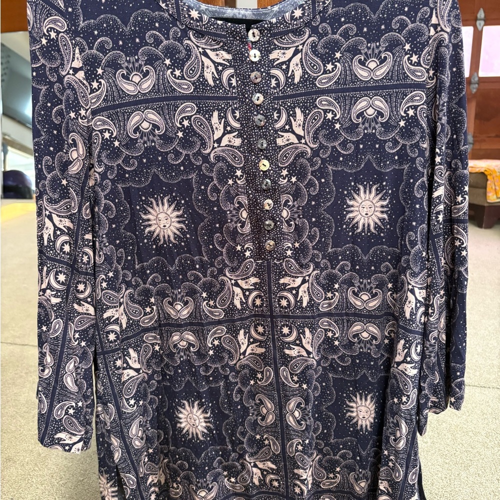 Johnny Was Runa button Henley tee NWT small - Picture 6 of 10